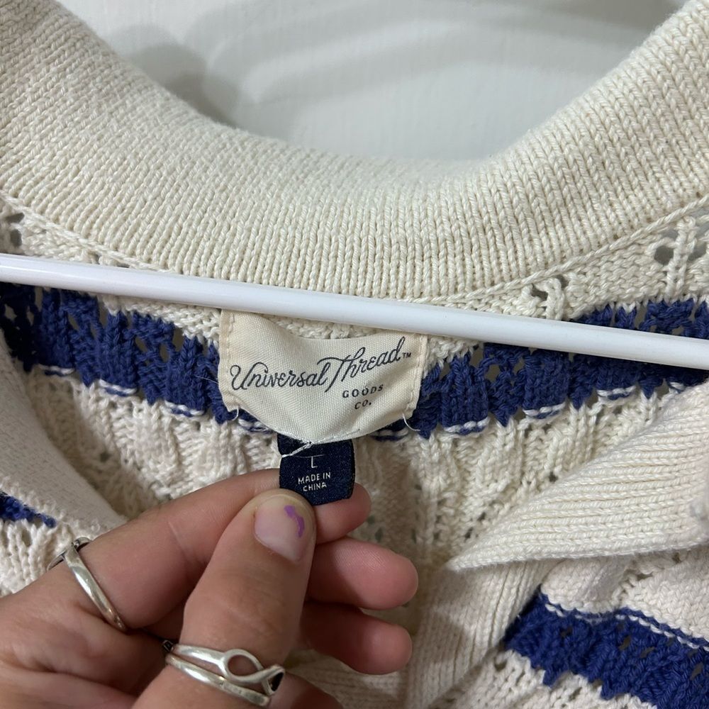 Universal Thread V-Neck Sweater - Picture 2 of 3